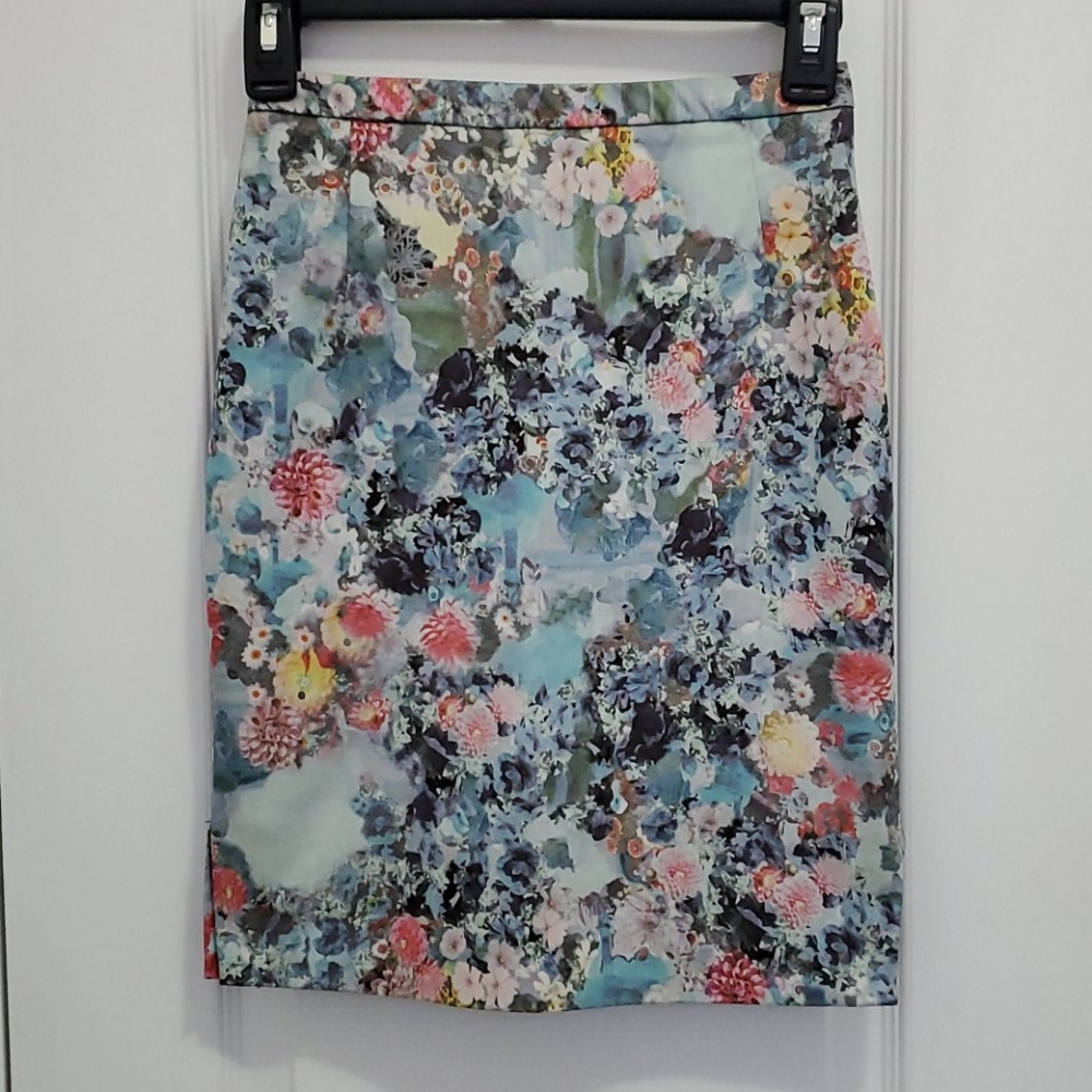 Floral H&M Pencil Skirt